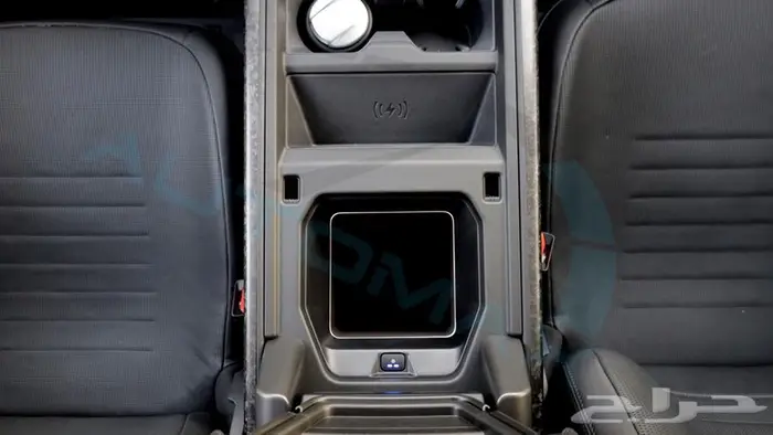 2025 لاند روفر 110 اوكتا 4.4TT V8 EDITION ONE خليجي اصفار 32