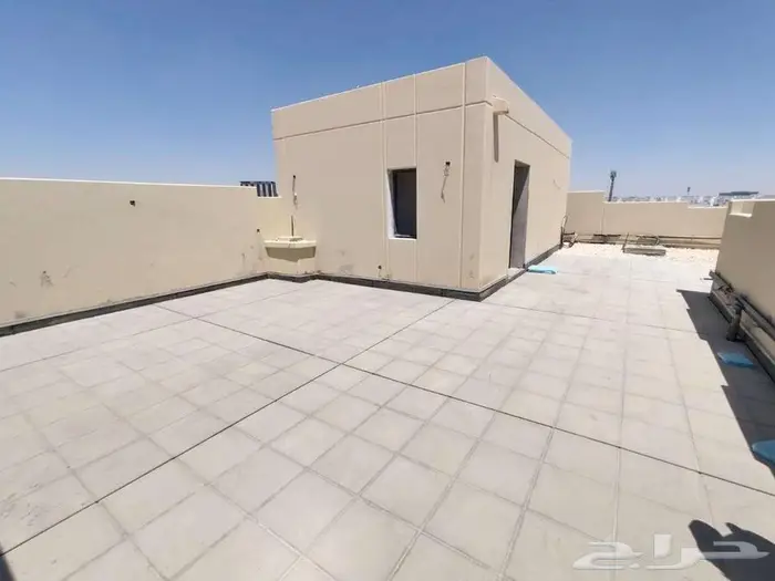 مبلط 7