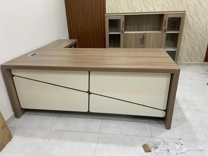 عروض خاص ب طقم مكاتب ب تصاميم الفخامة و سعر الجملة كل اثاث 4