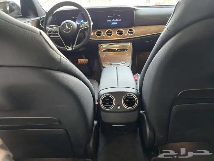مرسيدس اي 250 موديل 2021 لون اسود 11