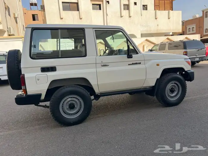 ربع 13 للبيع 2