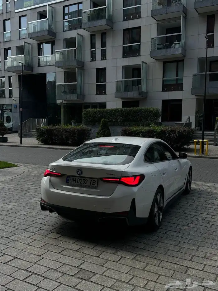 BMW i4 2024 7