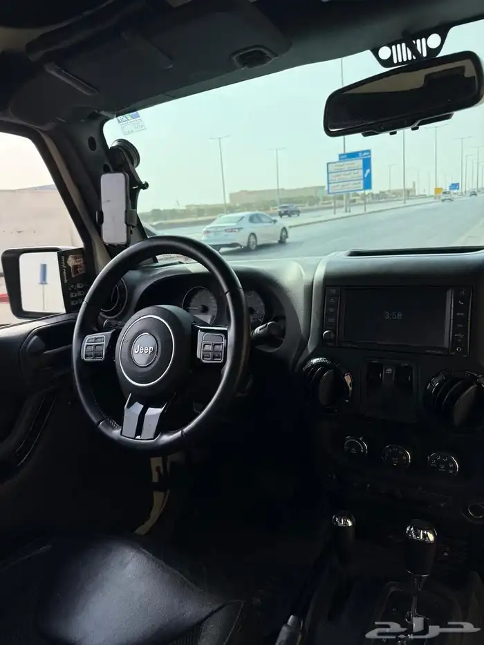 سيارة جييب للبيع بالرياض 7