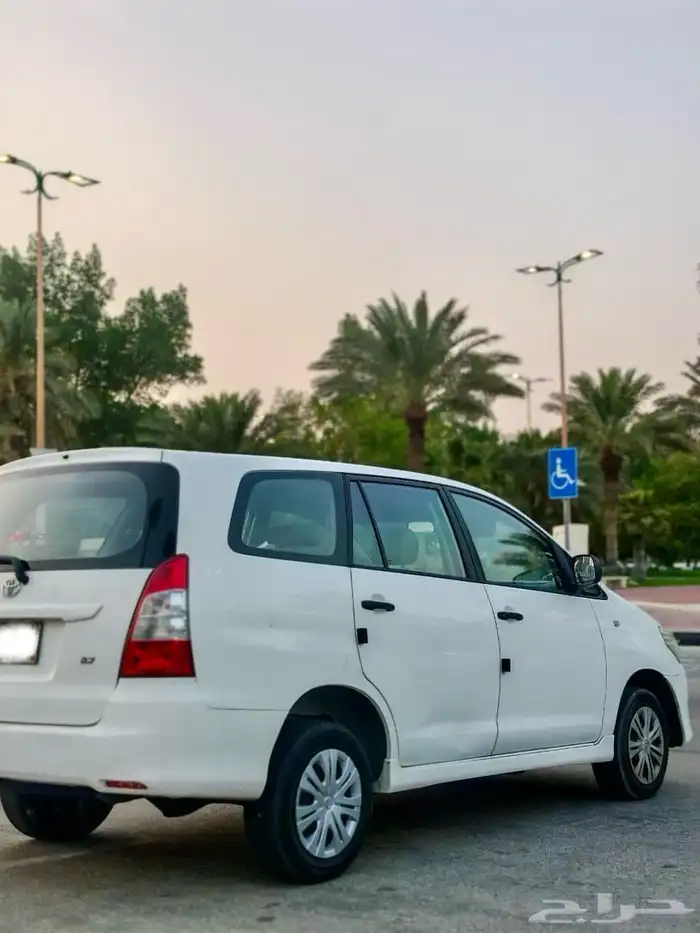 تايوتا اينوفا 2014 عبداللطيف جميل 12