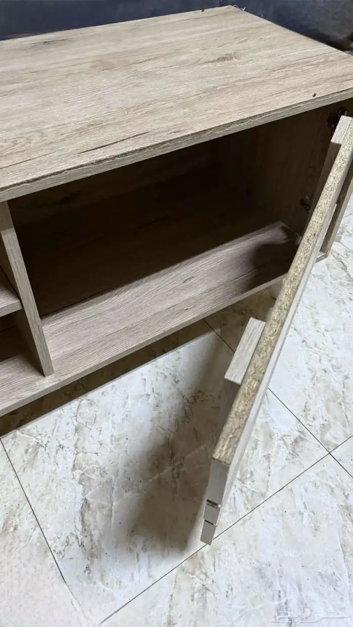 طاولة شاشه 5