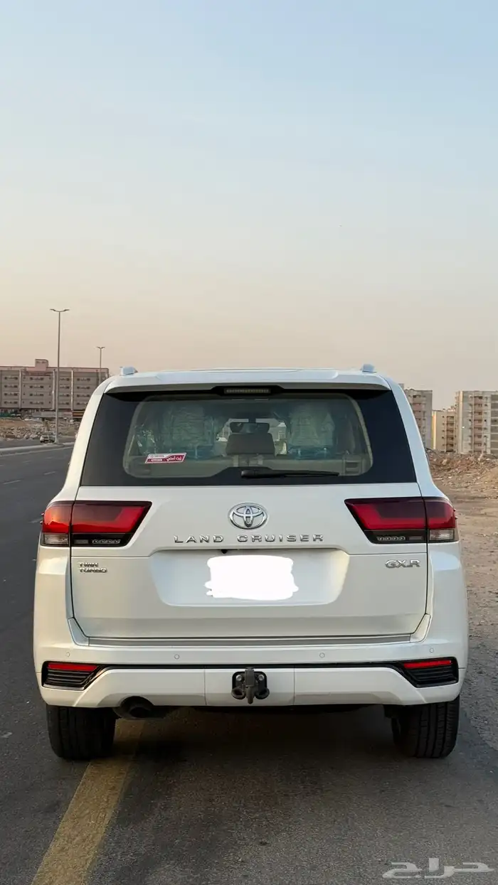 لاندكروزر 2022 GXR L3 بودي بلد 3