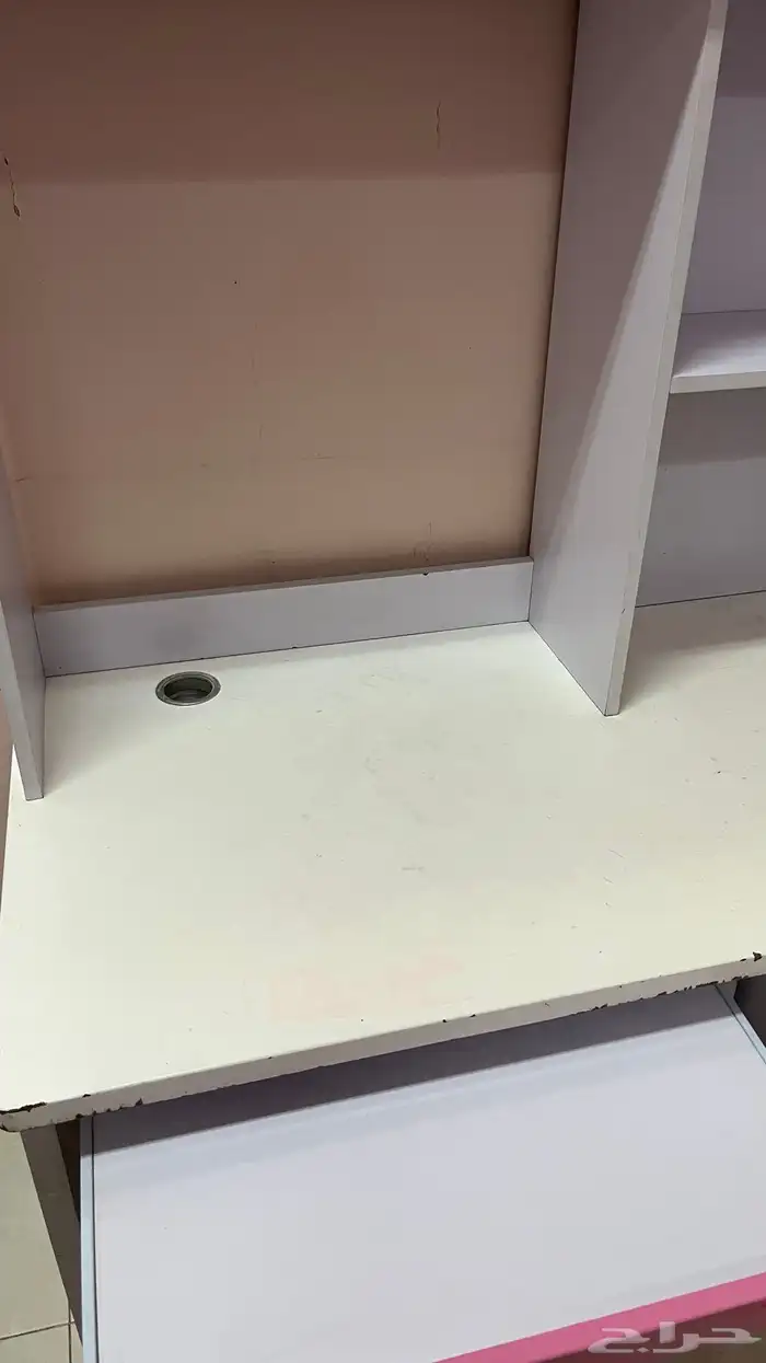 مكتب اطفال بدون كراسي 3