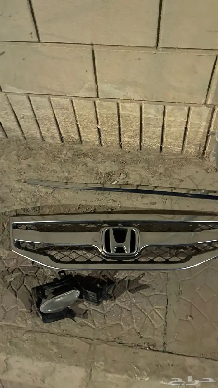 قطع غيار وطبلون كامري17 2