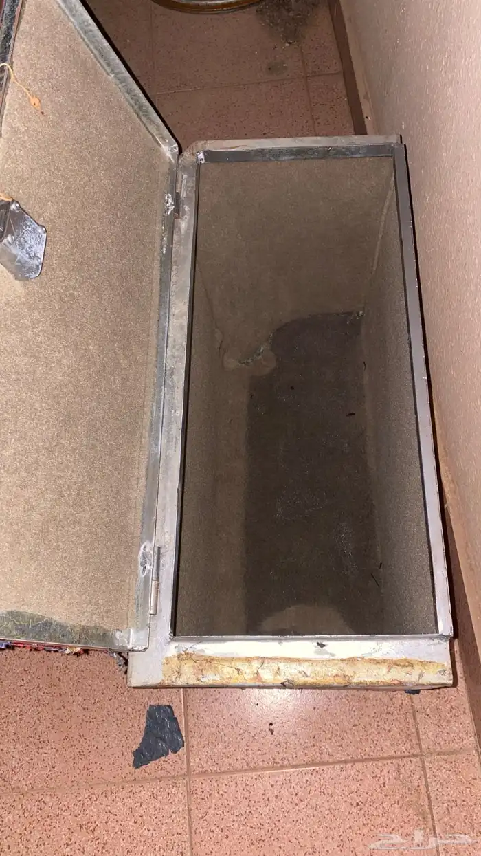 شنطة للشاص جمب السبير وتركب على اي سيارة تبي 3