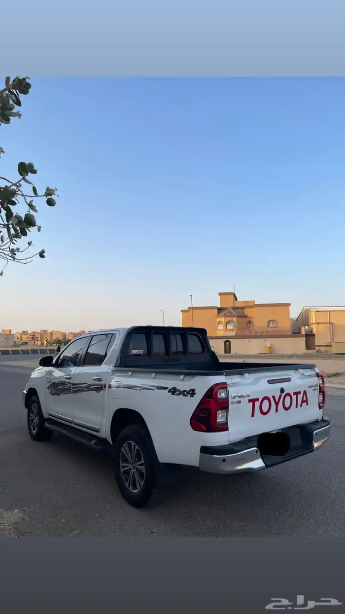 هايلوكس للبيع موديل 2023 2