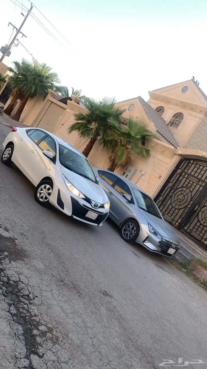 للبيع يارس موديل 19 بدي شواصي قير مكينه شرط الممشى 129 2
