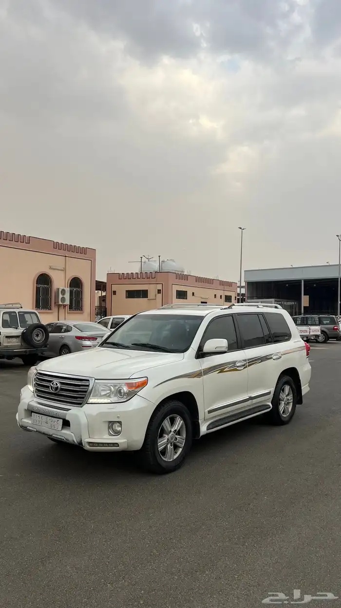 لاندكروزر 2