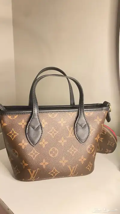 شنطه LV تقليد مع محفظه index