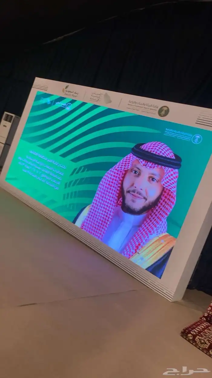 شاشات للايجار وبيع 0