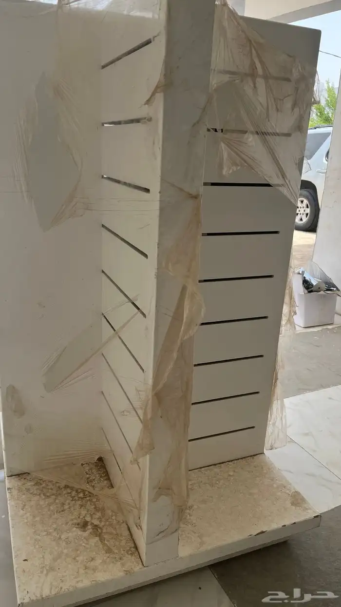 طاولات صييدة 3 طاولات نففسها بس الي في الصور وحدة 3