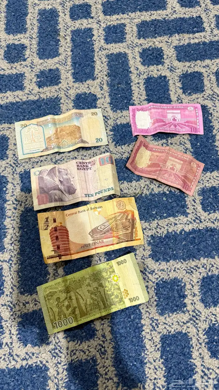 عملات ورقية قديمة ونادرة للبيع. 1