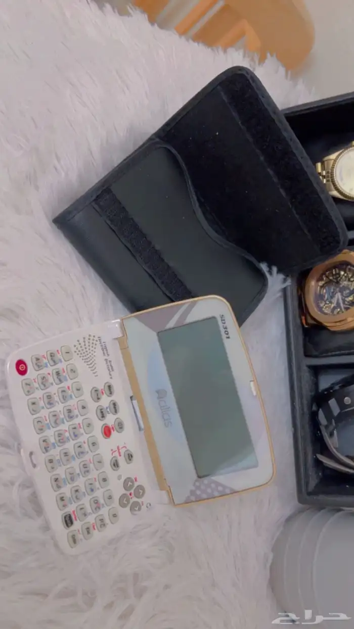 قاموس إلكتروني إنجليزي-عربي من نوع  أطلس  SD301. 1