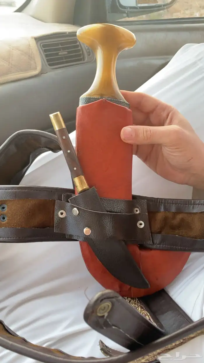 جنبيه للبيع على السوم التواصل واتساب فقط 1