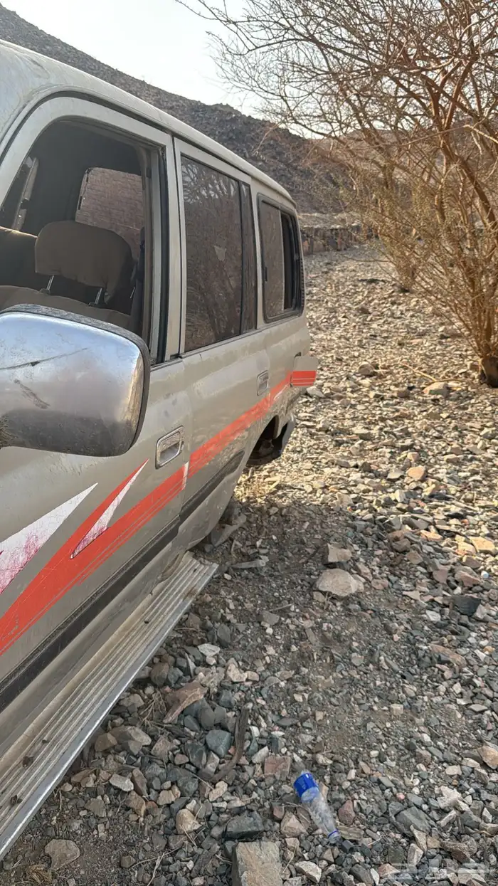 صالون 96 بيع قطع غيار تشليح او كامل 0