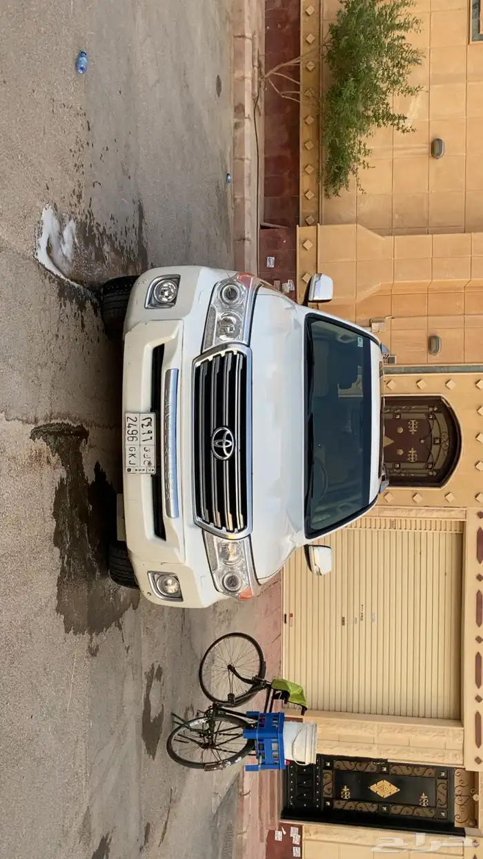 لاندكروزر GXR 2015 1