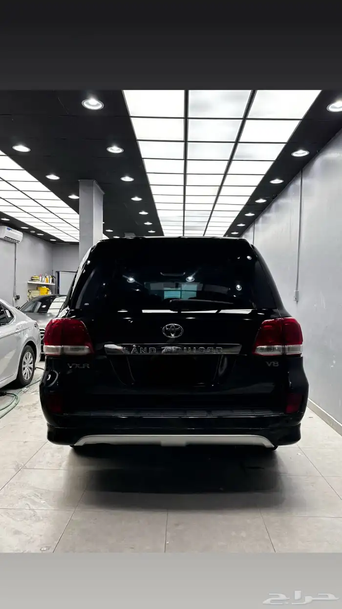 لاندكروزر vxr3 9