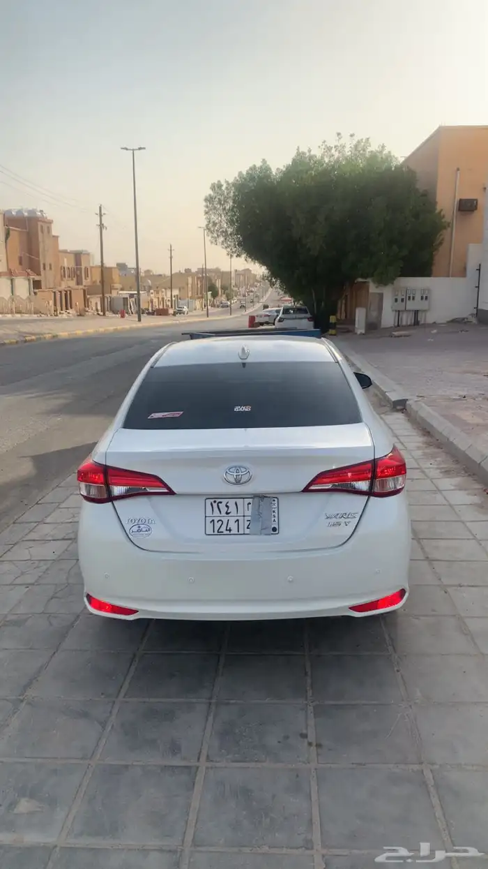 للبيع يارس موديل 19 بدي شواصي قير مكينه شرط الممشى 129 1