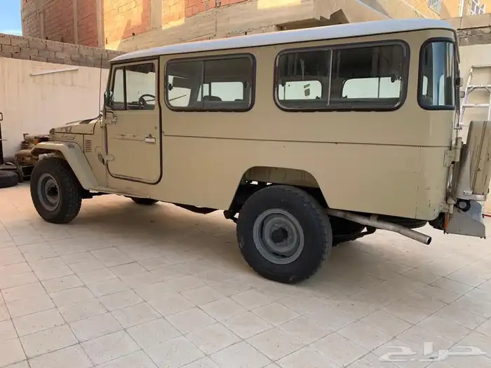 جيب مصندق 1984 8