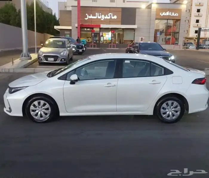 تويوتا كورولا 2023 XLI 1