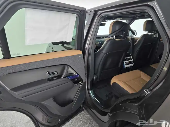 Range Rover Sport P400 Dynamic SE 2025 جديد 10