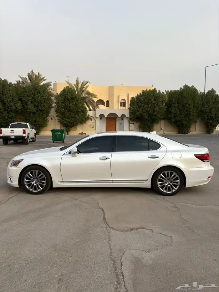 لكزس LS460 لارج بريمي 9