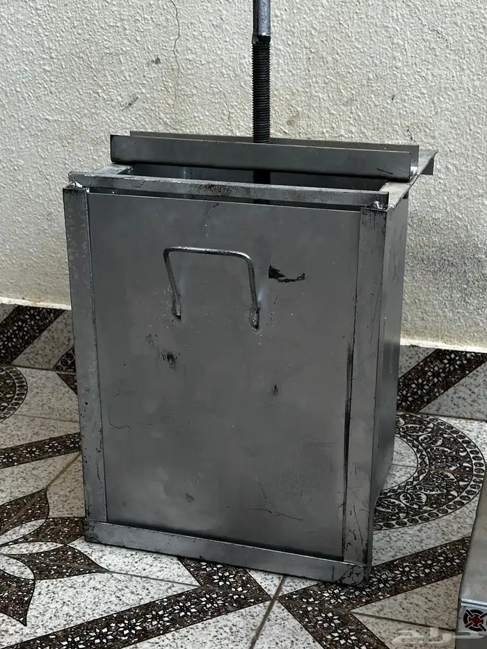 مكبس تمر 0