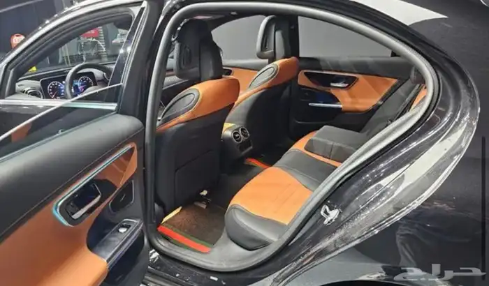 مرسيدس C300 AMG 2023 9