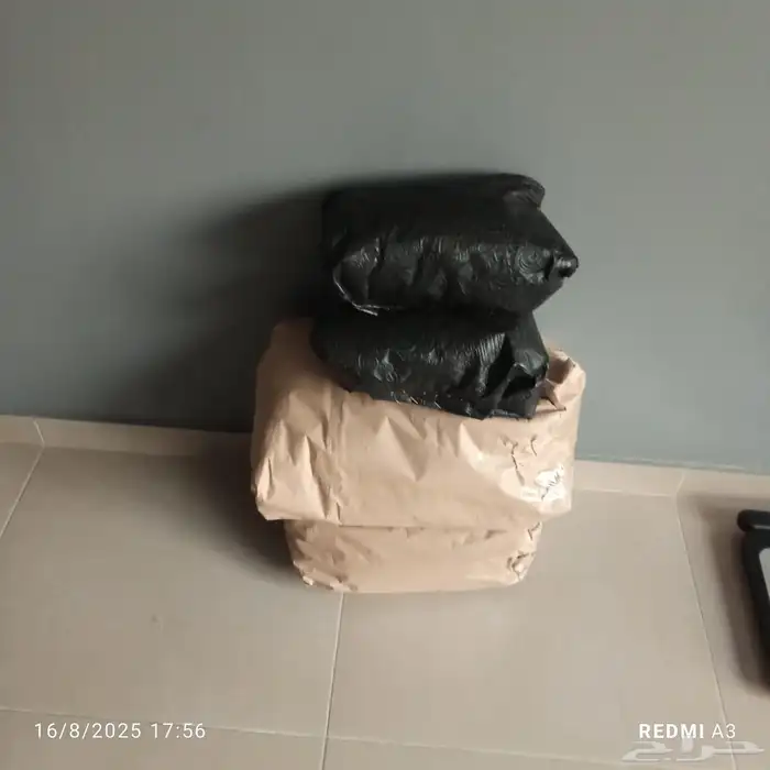 ملابس مستعملة لله 0
