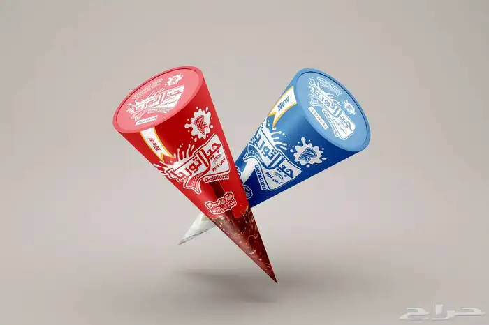 مصمم  جرافيك خبرة 15 عام منتجات -سوشيال ميديا- طباعة- لوحات 86