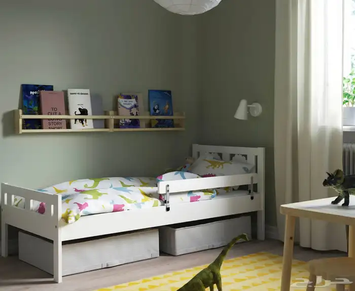 سرير أطفال بحاله جيده 0