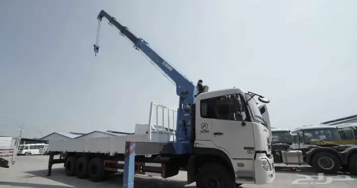 Boom truck 10 tons for rentبوم تراك 10 طن للايجار 0