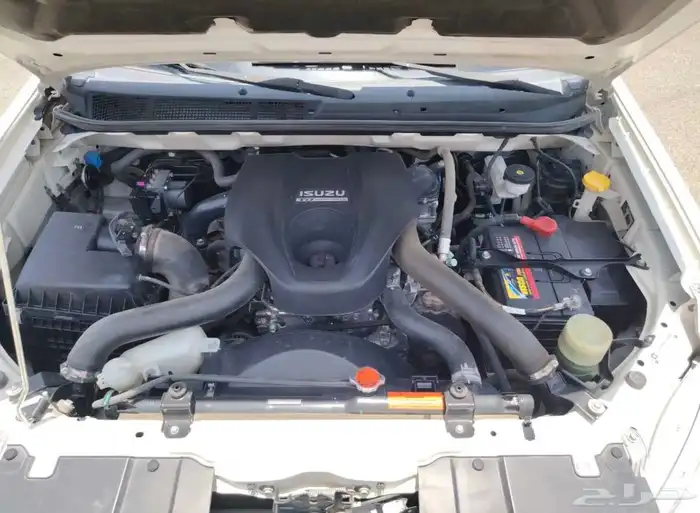 Isuzu 2022 model Mux 3.0 MID opition 13