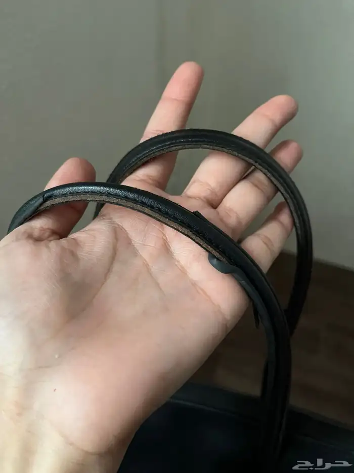 شنط جامعية. وفستان أعراس 3