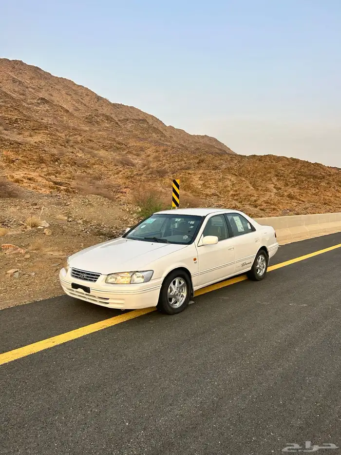 كامري للبيع موديل 2000 مكينة على شرط و والقير على الشرط 5