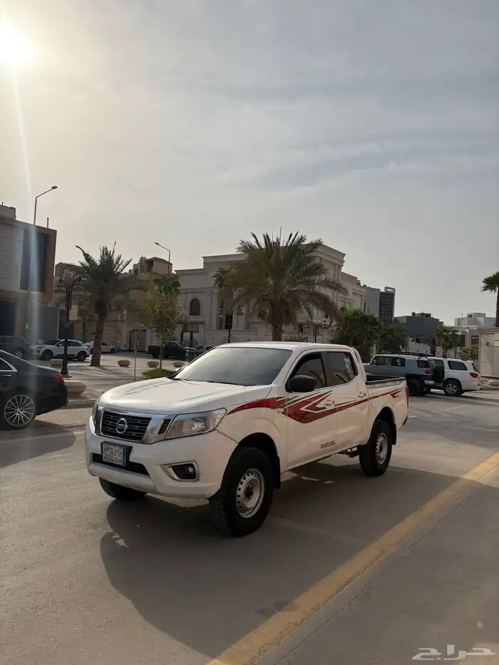 نافارا ديزل 2022 4