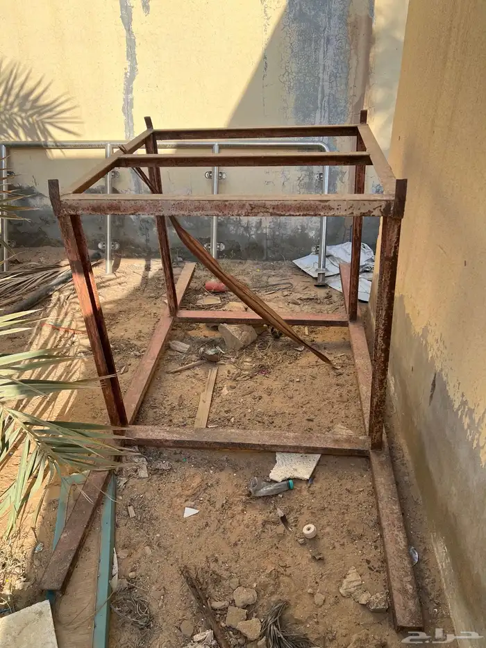 قاعدة خزان وحاجز استيل 0