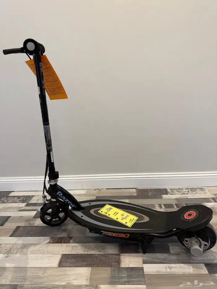 سكوتر Razor كهربائي جديد 0