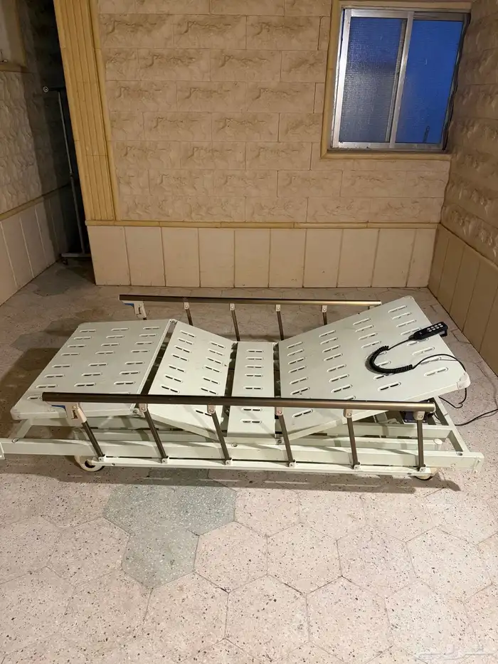 سرير متحرك للبيع 2