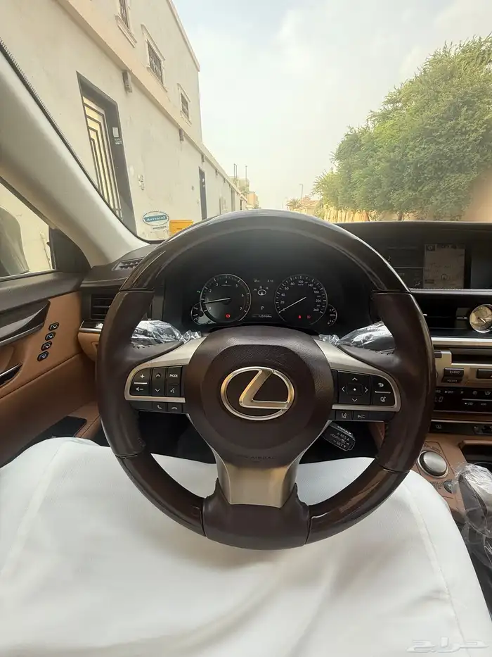 لكزس ES350 DD فل كامل 2016 5