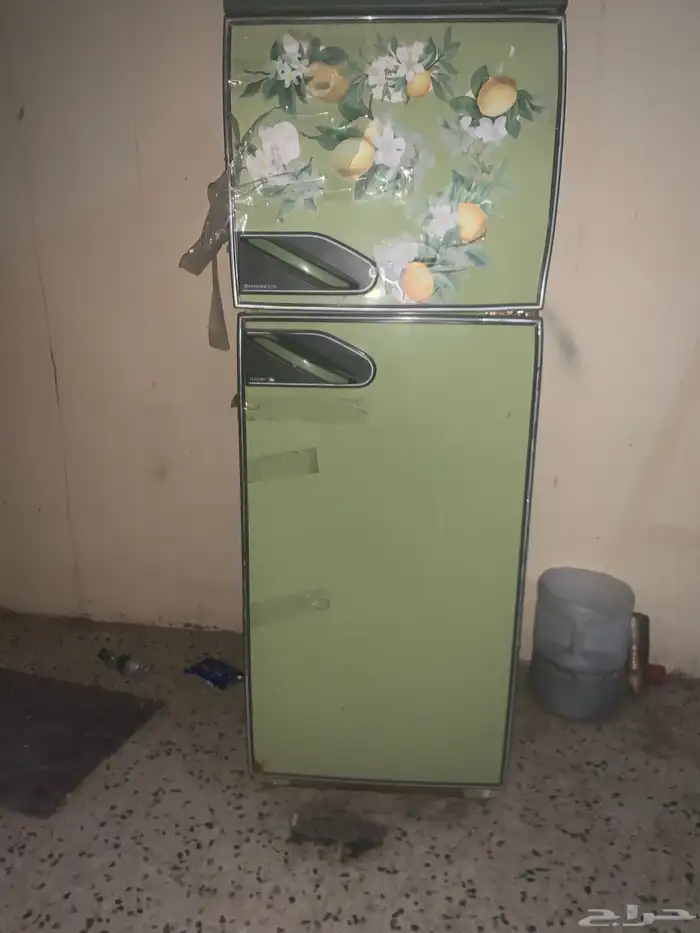 ثلاجه للبيع سكراب 0