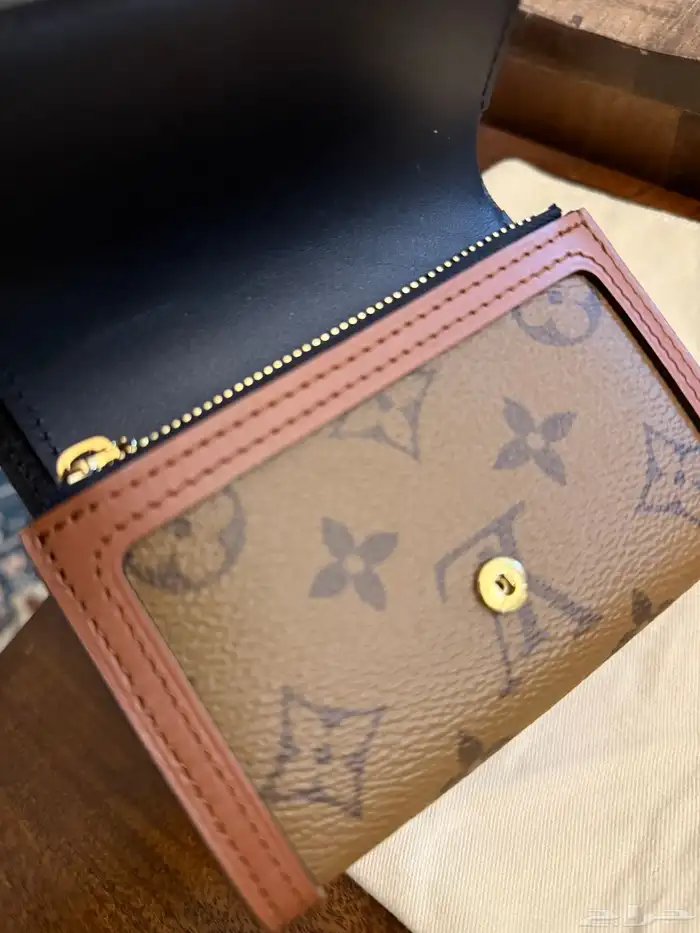 محفظة لويس فيتون LouisVuitton 2