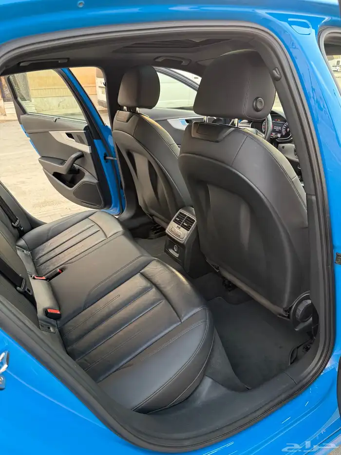 اودي A4 2020 Audi اس لاين صيانات وكالة S Line 11