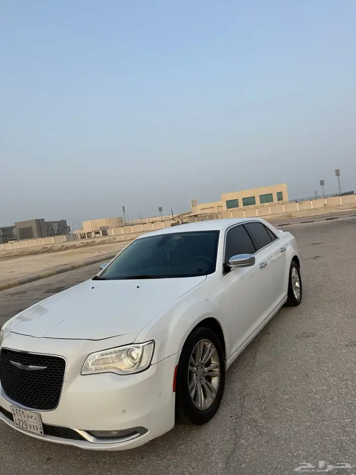 CHRYSLER C300 V8 FOR SALE 2