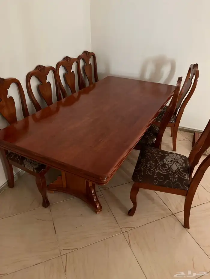 طاولة طعام 0