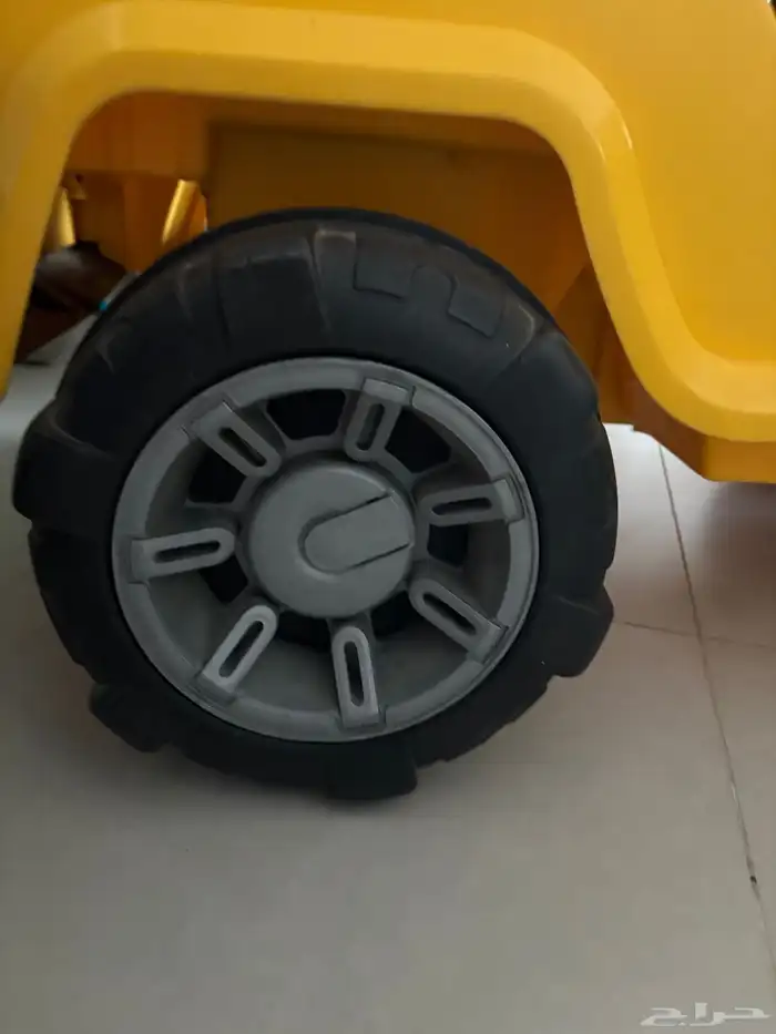 سيارة لعبة 6